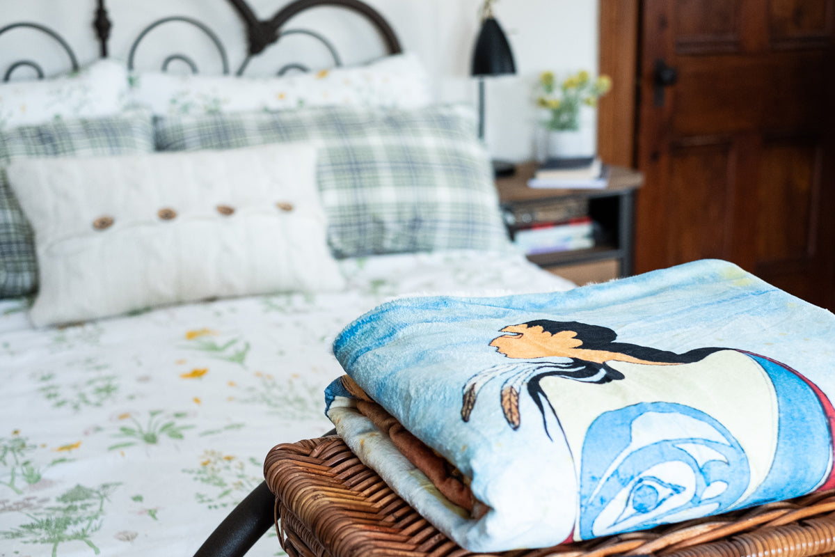 Faux Fur Art Throw