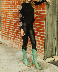 Women's Wagon Wheel Long Sleeve Top